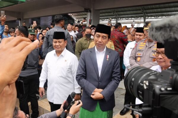 Kunjungi Tabalong, Prabowo Kembali Dampingi Presiden Jokowi Kunker
