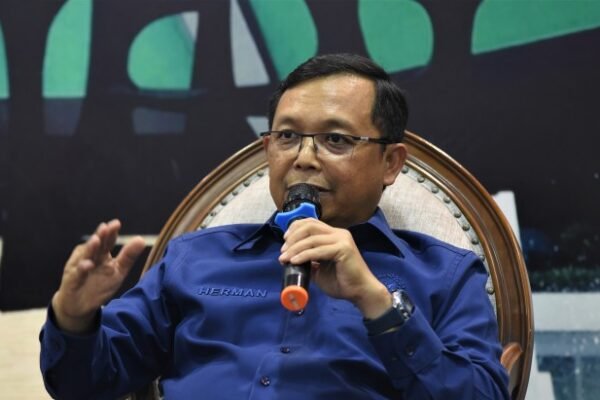 Herman Khaeron Usulkan Ada Regulasi Tegas Berantas Hoaks