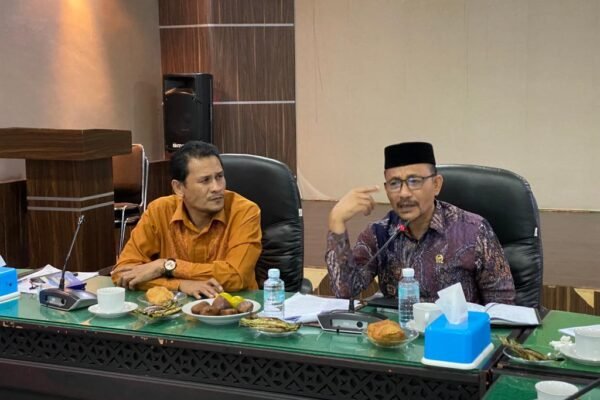 Haji Uma Apresiasi Pj Bupati Bireuen atas Pelarangan Bimtek Aparatur Desa di Luar Daerah