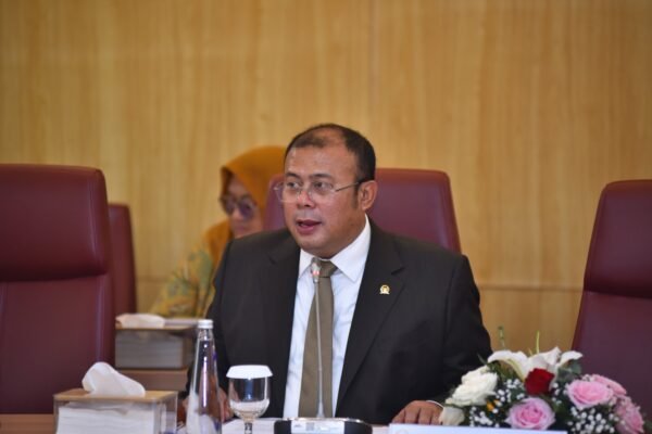 Pembangunan Karakter dan Pentingnya Santri Modern di Hari Santri Nasional 2024
