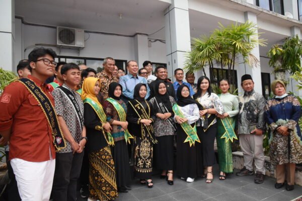 Sambangi SMAN 5, Cucun Ahmad Syamsurijal Serap Aspirasi Soal Pendidikan di Balikpapan