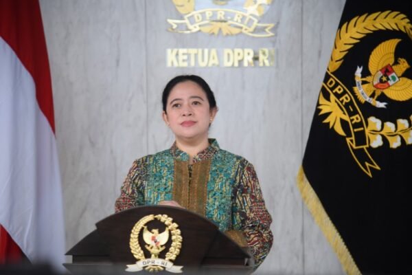 Gaji Guru Naik di 2025, Puan Bicara Keadilan Buat Pahlawan Pendidikan