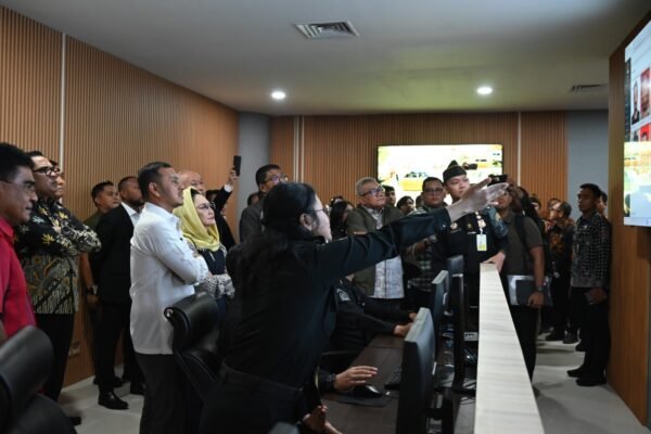 Komisi XIII Apresiasi Penggunaan Teknologi Face Recognition Terbaru di Imigrasi Bandara Ngurah Rai