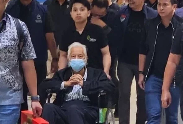 Ted Sioeng,Diduga Terlibat Kejahatan Asuransi Hingga Mengemplang Kredit Bank