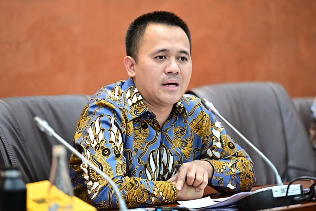 Iklan Pinjol Ilegal Terang-terangan, Pemerintah Harus Tepat Sasaran Lindungi Konsumen